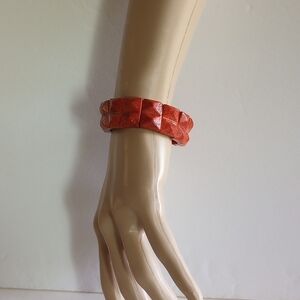 VINTAGE DTR JAY KING RED SPONGE CORAL GEOMETRIC  DESIGN BRACELET 3/4" WIDE